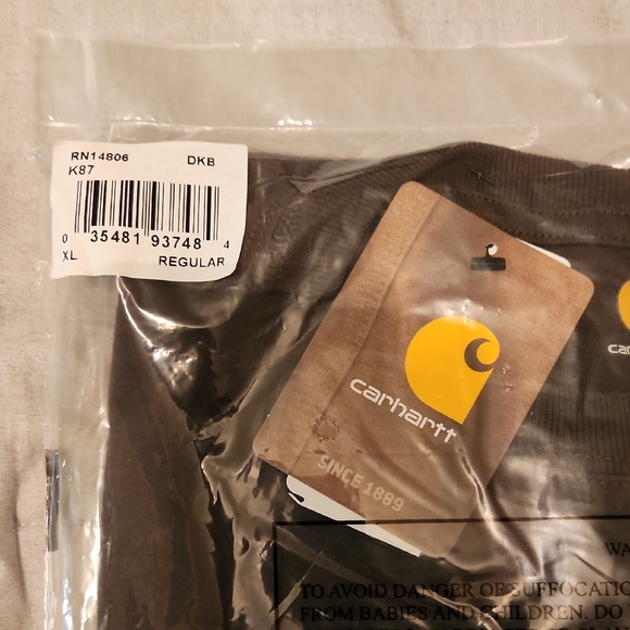 Carhartt Dark Brown T-Shirt with Logo - Picture 8 of 8